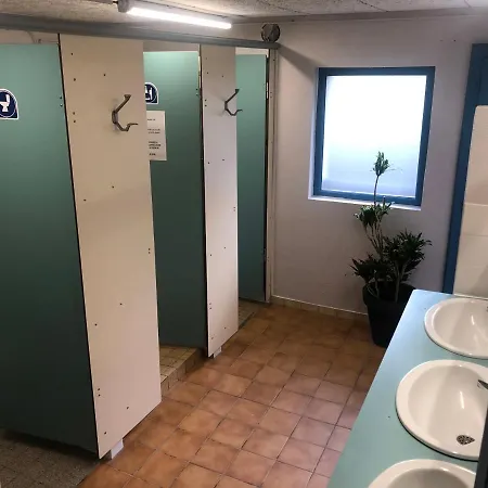 Camping Les Deux Pins 3* Anould