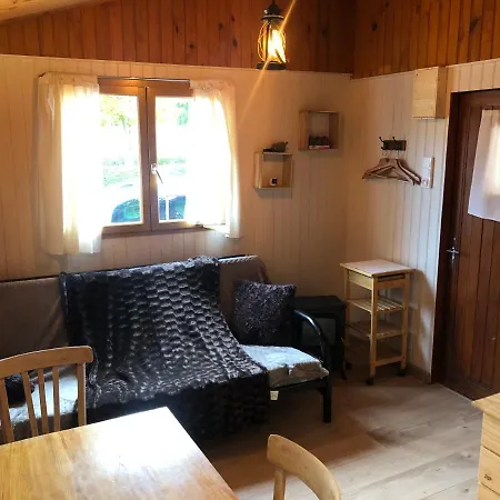 Camping Les Deux Pins 3* Anould