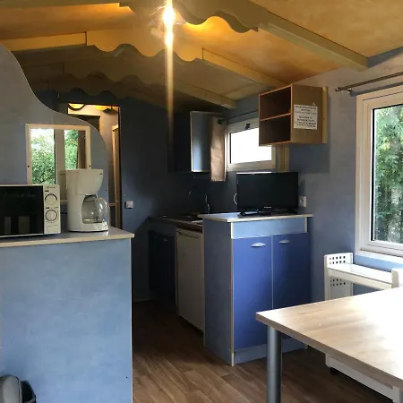Campsite Camping Les Deux Pins