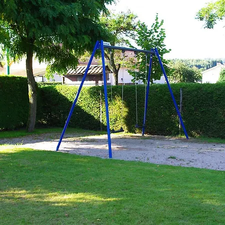 Camping Les Deux Pins 3*